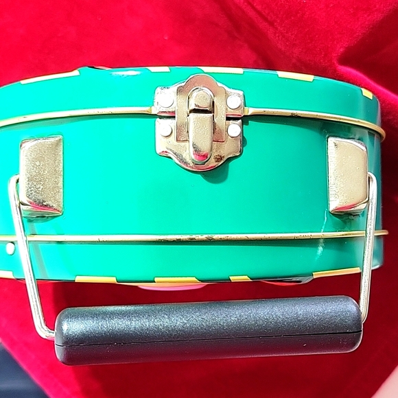 Tigger Vintage Lunch box /tote metal - Picture 11 of 11